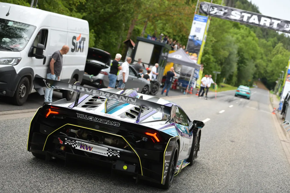 Huracán STO EVO2 Saison 2026 – Holger Hovemann beim Bergrennen, Foto 16 von 63